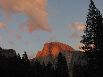 4.1324219514.half-dome-in-the-late-afternoon-sun